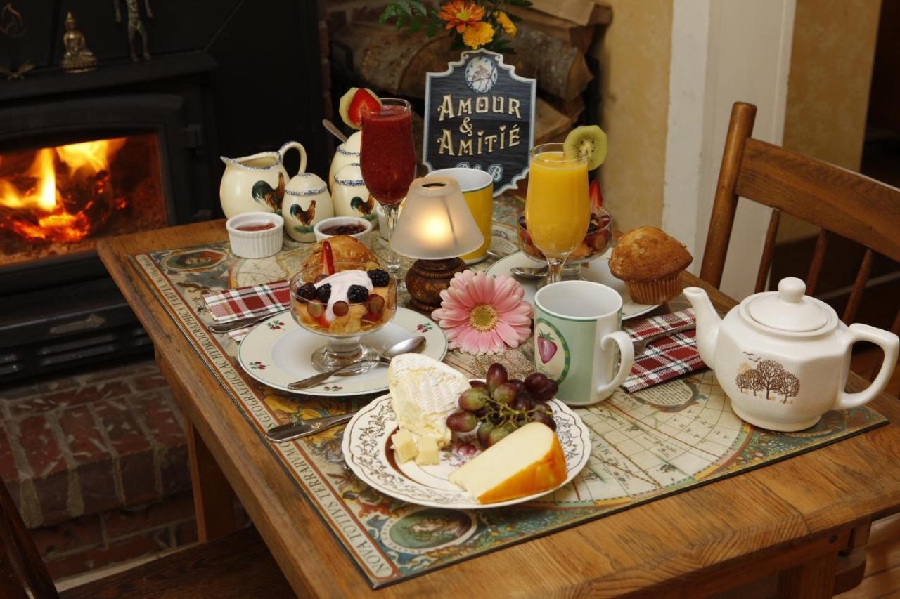 Couette-café à Et Amitié 4*